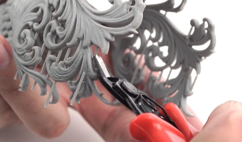 removing-resin-3d-print-supports-from-a-detailed-model